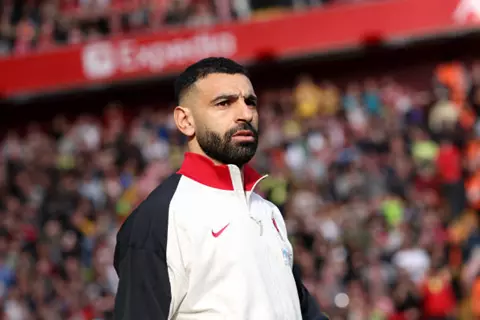 "أسهل قرار على الإطلاق".. شيرر يكشف سبب اختيار صلاح في التشكيل المثالي لموسم بريميرليج